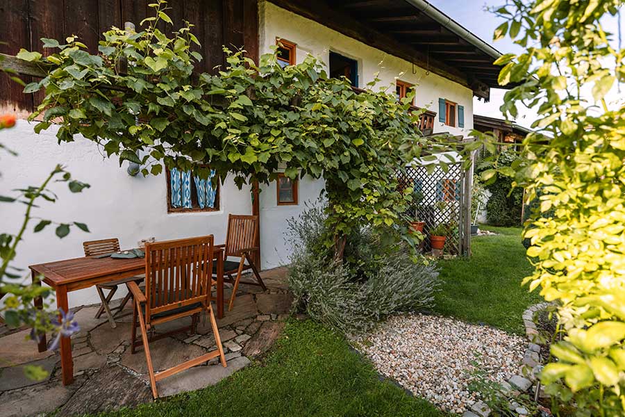 sybille_brauner-gsundheit_im_stolzhof-terrasse-praxis-01
